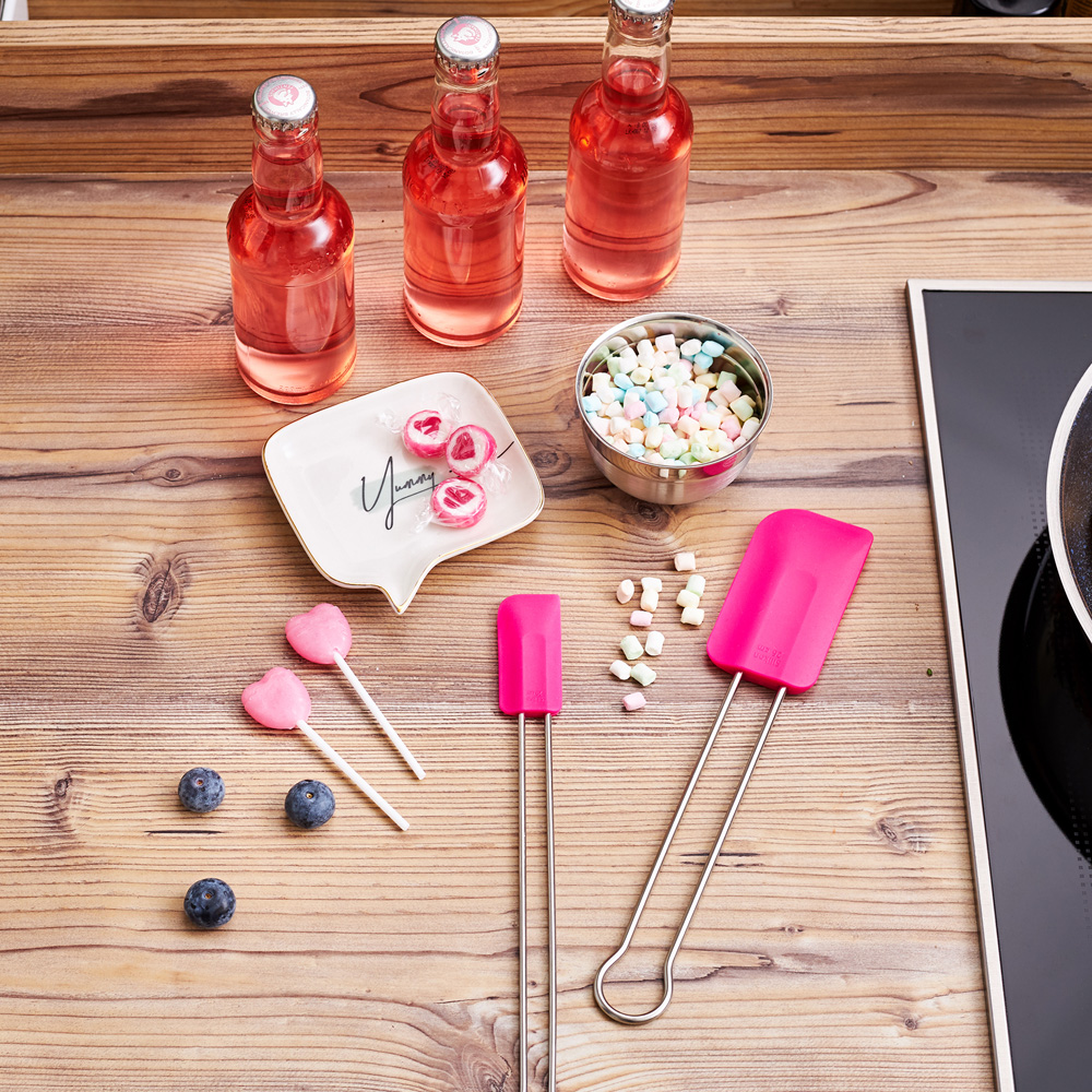 Лопатка силіконова вузька Rosle, рожева, 26 см