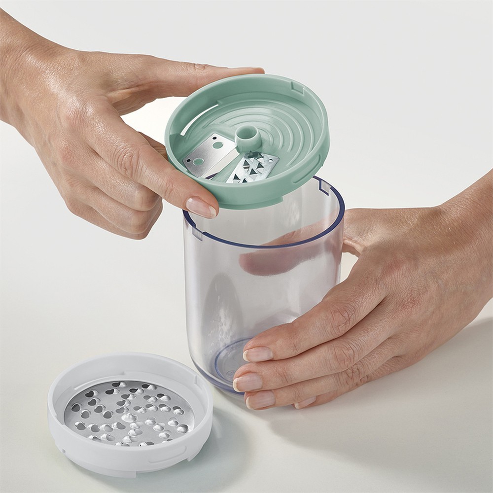 Овощерезка спиральная с тремя сменными насадками Joseph Joseph Sage, зеленая, 16 х 7,8 х 7,8 см