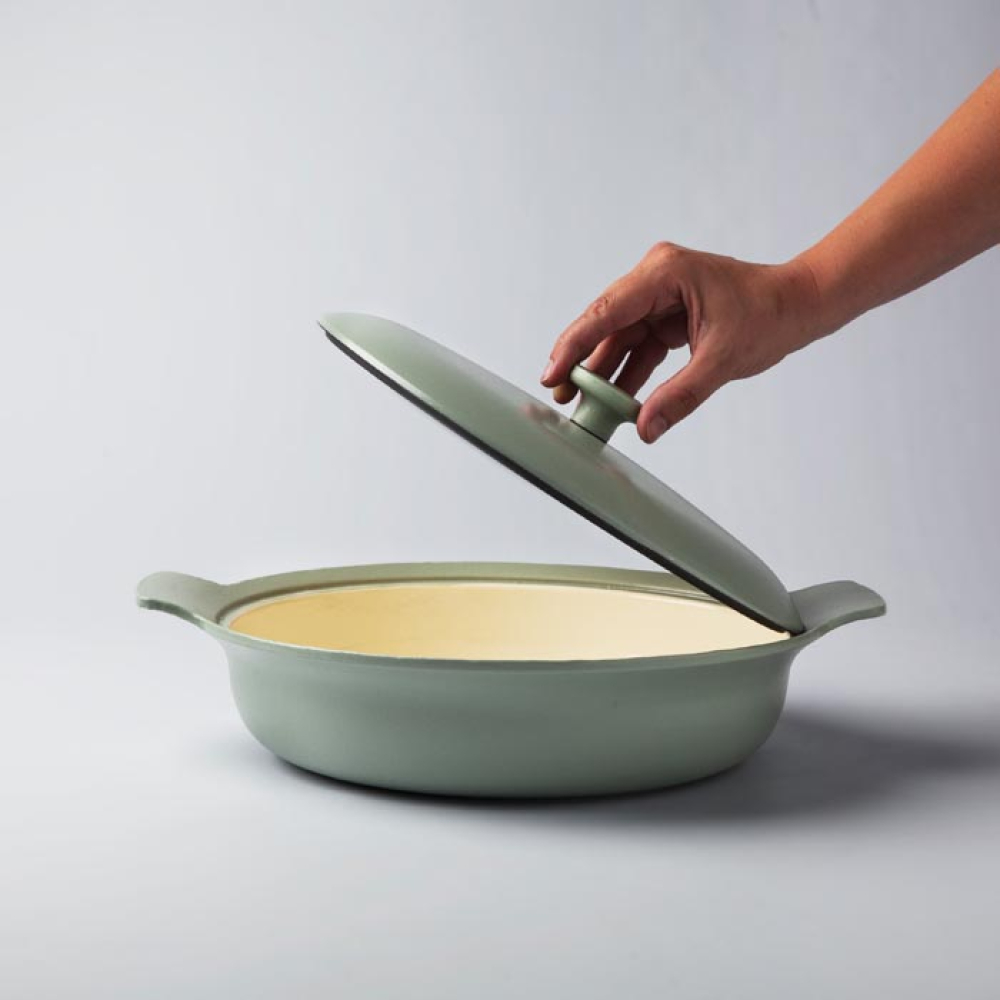 Сотейник чугунный BergHOFF RON, с двумя ручками, 2,5 л, диам. 28 см, зеленый