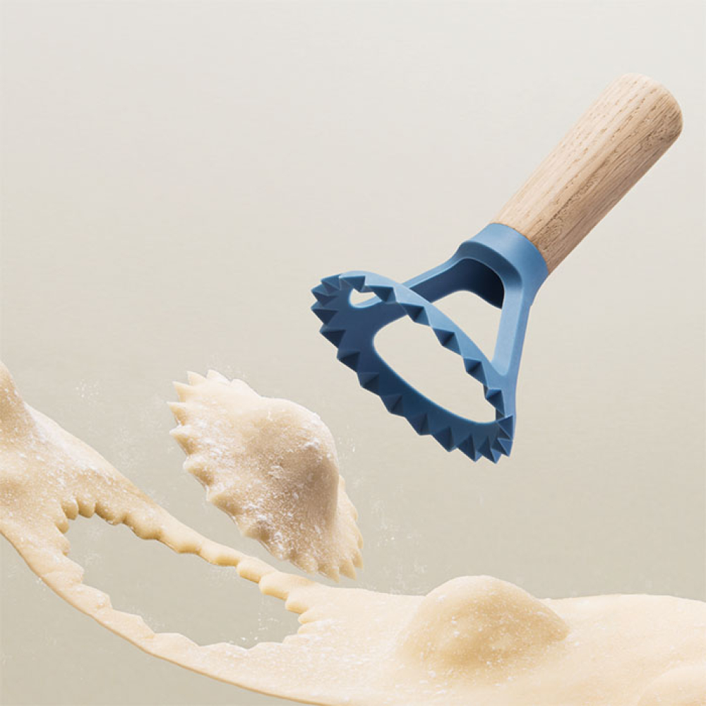 Нож для равиоли BergHOFF LEO, деревянная ручка, диам. 8 см