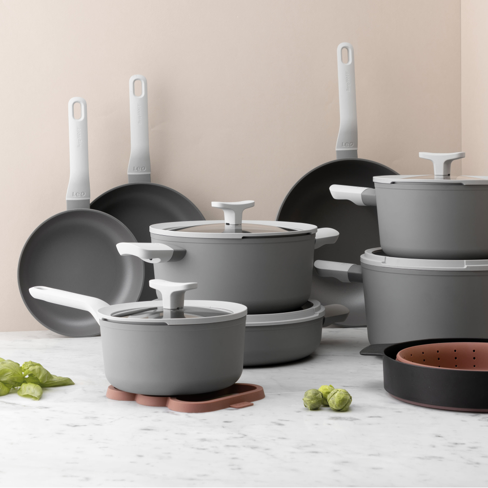 Каструля з антипригарним покриттям BergHOFF LEO SHADOW, діам. 20 см, 3,1 л