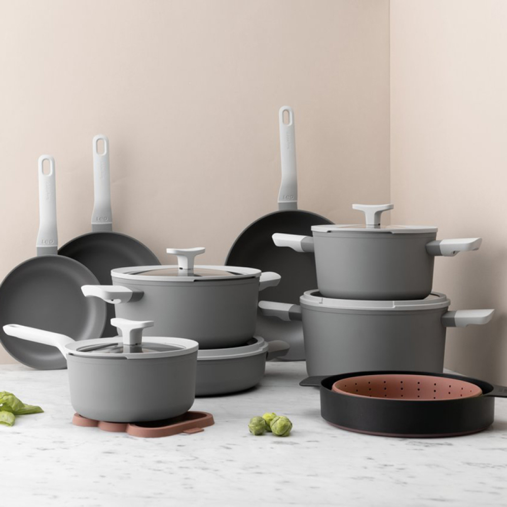 Кастрюля с антипригарным покрытием BergHOFF LEO SHADOW, диам. 24 см, 4,4 л