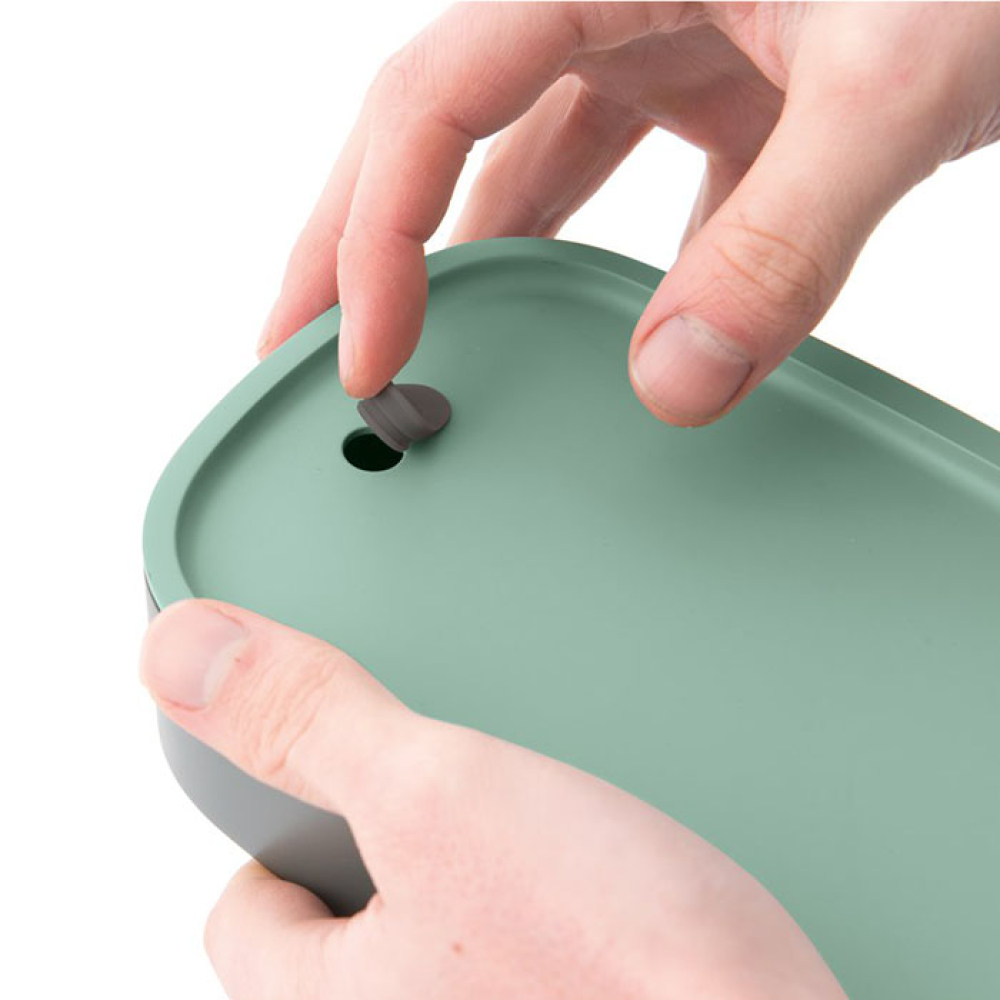 Контейнер для ланчу, фляга та набір столових приборів BergHOFF LEO