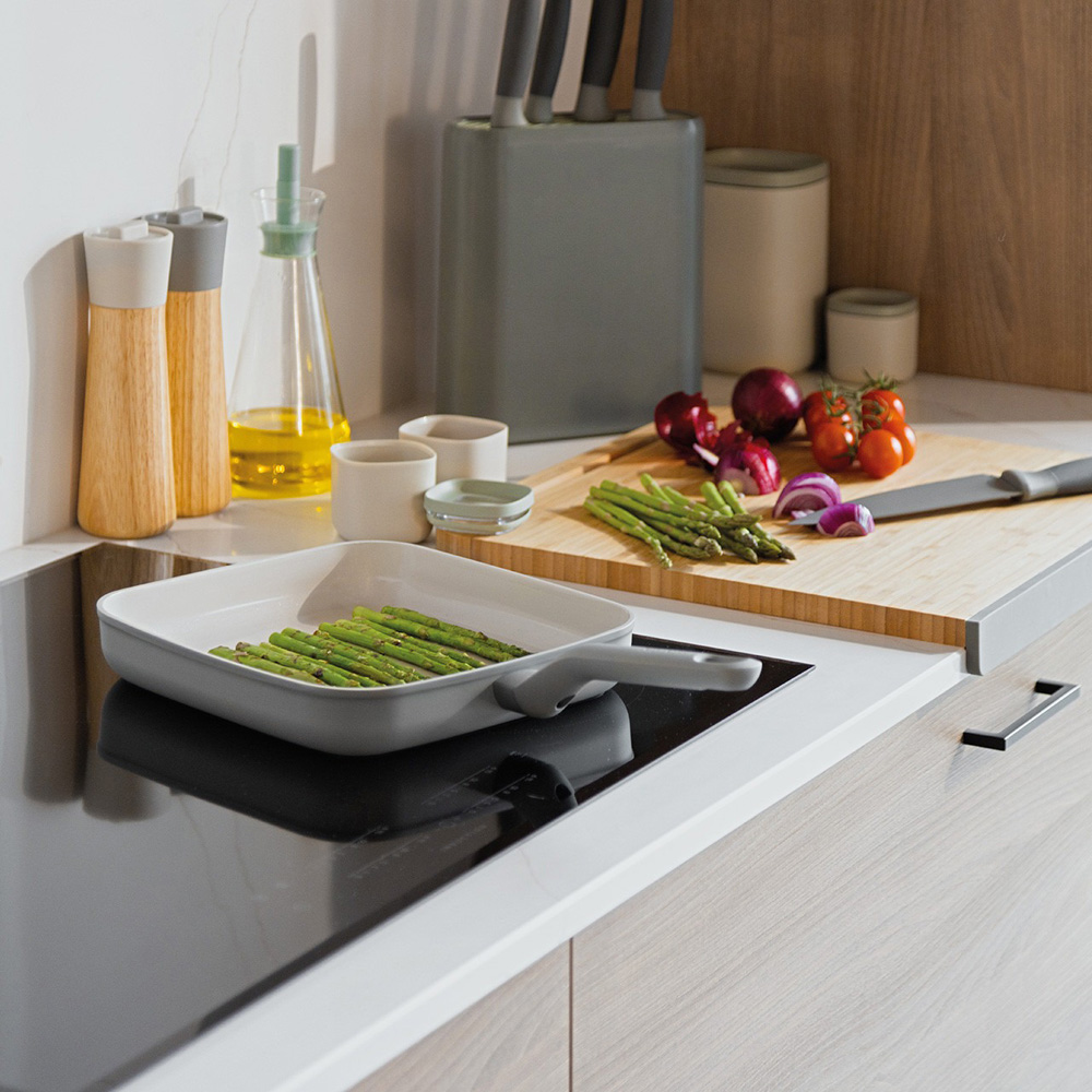 Набор сковород с антипригарным покрытием BergHOFF LEO BALANCE Moonmist с лопаткой, 5 пр.