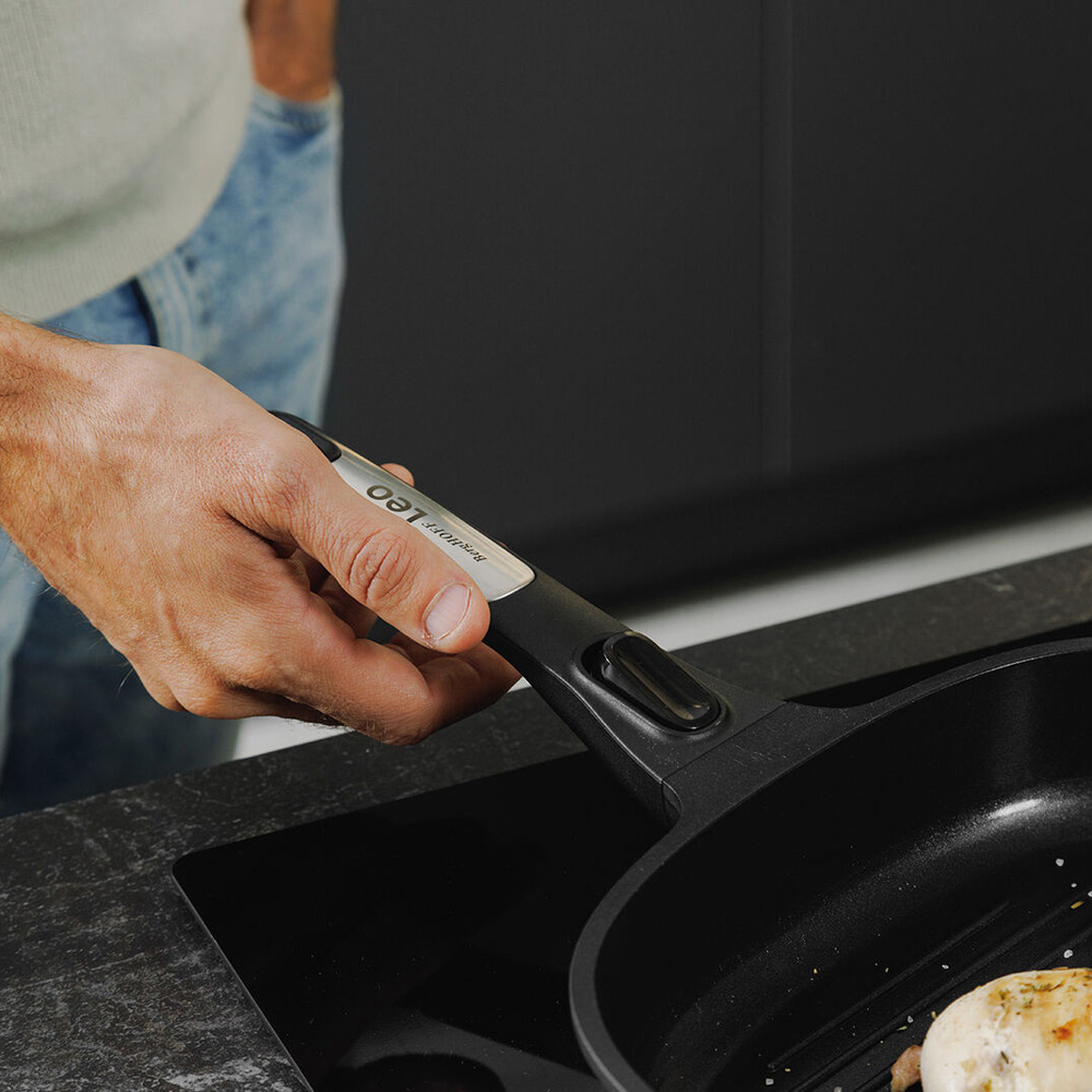 Сковорода с антипригарным покрытием BergHOFF LEO PHANTOM, диам. 28 см, 2,9 л