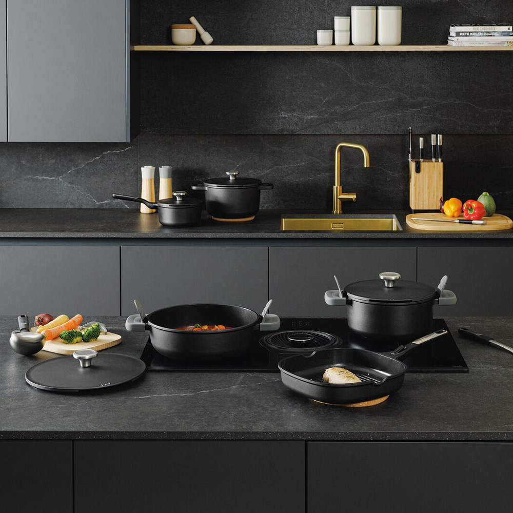 Кастрюля с антипригарным покрытием BergHOFF LEO PHANTOM, диам. 24 см, 5,5 л