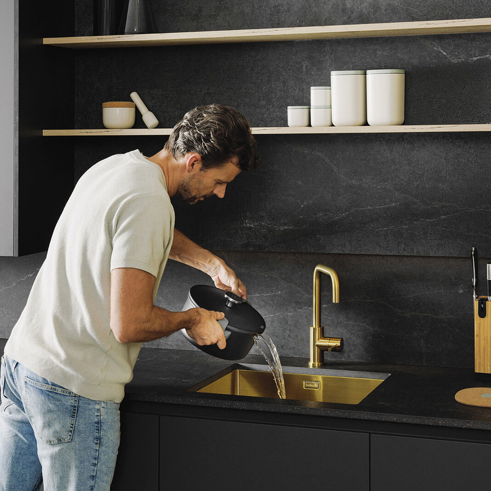 Кастрюля с антипригарным покрытием BergHOFF LEO PHANTOM, диам. 24 см, 5,5 л