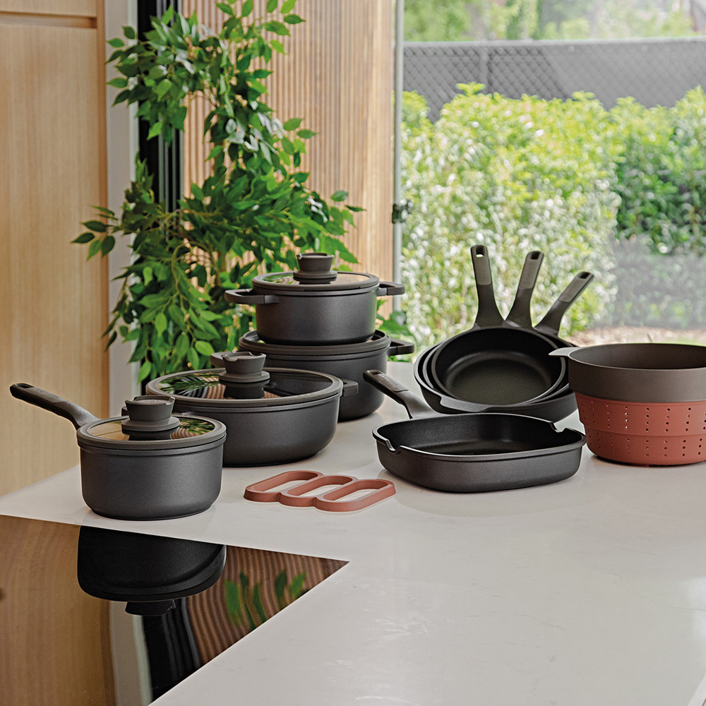 Сковорода с антипригарным покрытием BergHOFF LEO STONE+, диам. 28 см, 3 л