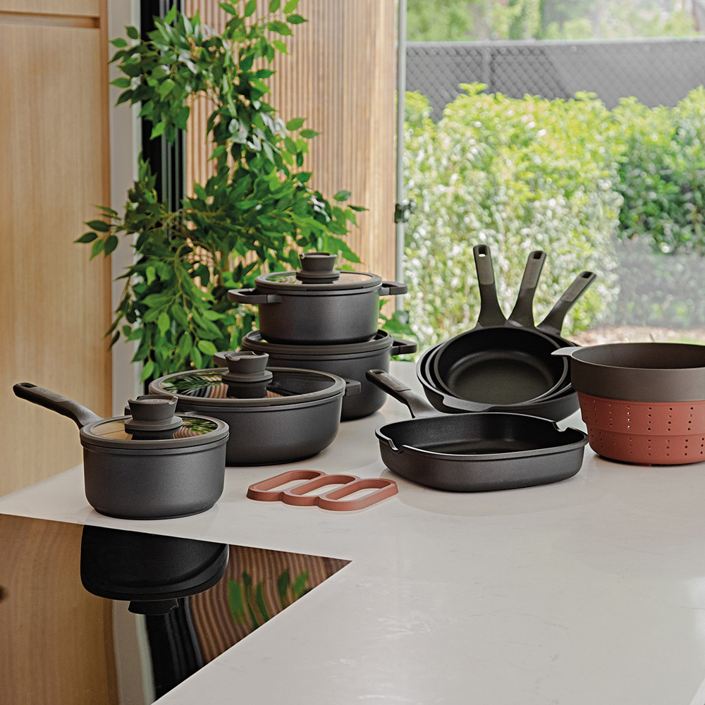 Каструля з антипригарним покриттям BergHOFF LEO STONE+, діам. 20 см, 2,7 л