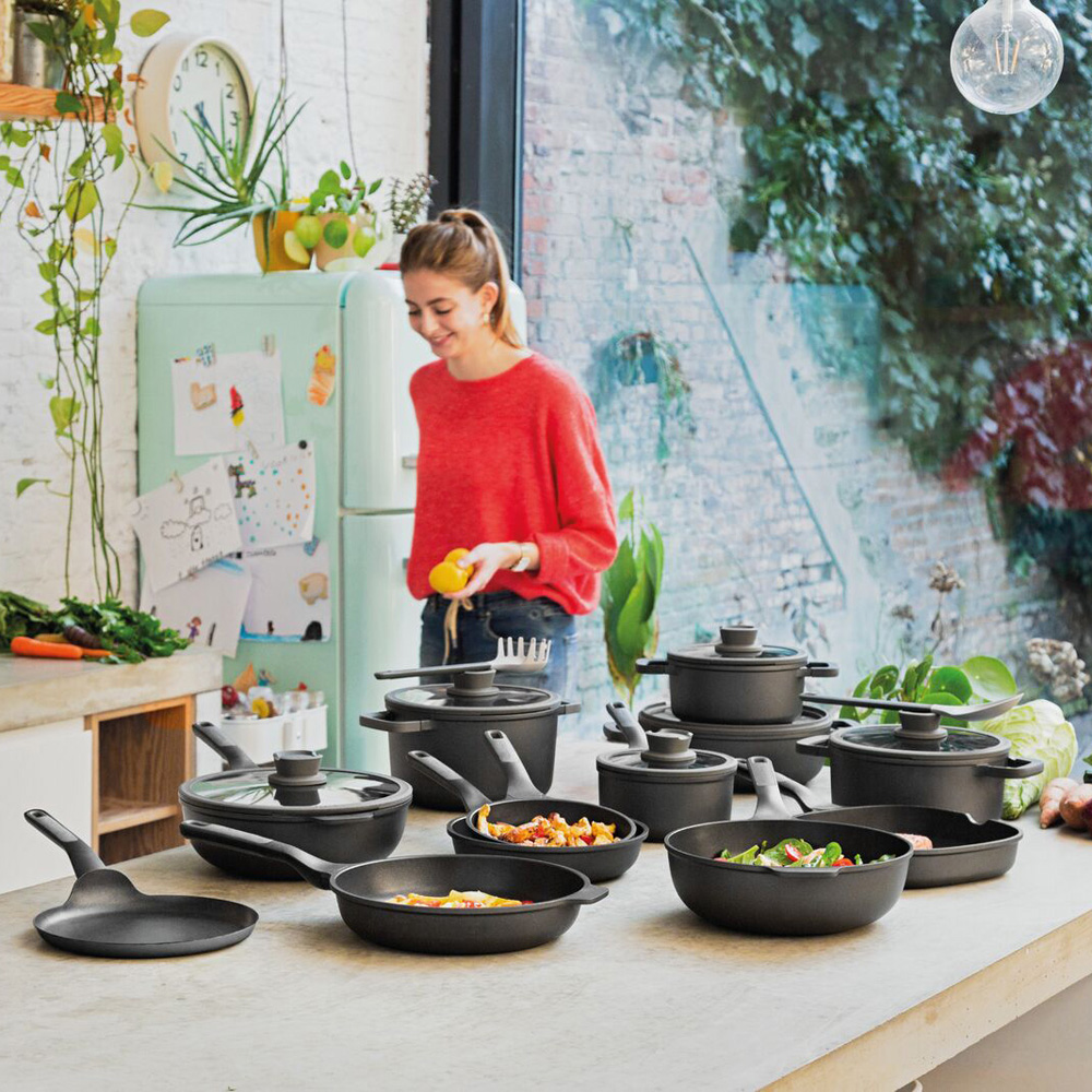 Набор сковород с антипригарным покрытием BergHOFF LEO STONE+, диам. 24/28 см, 2 пр.