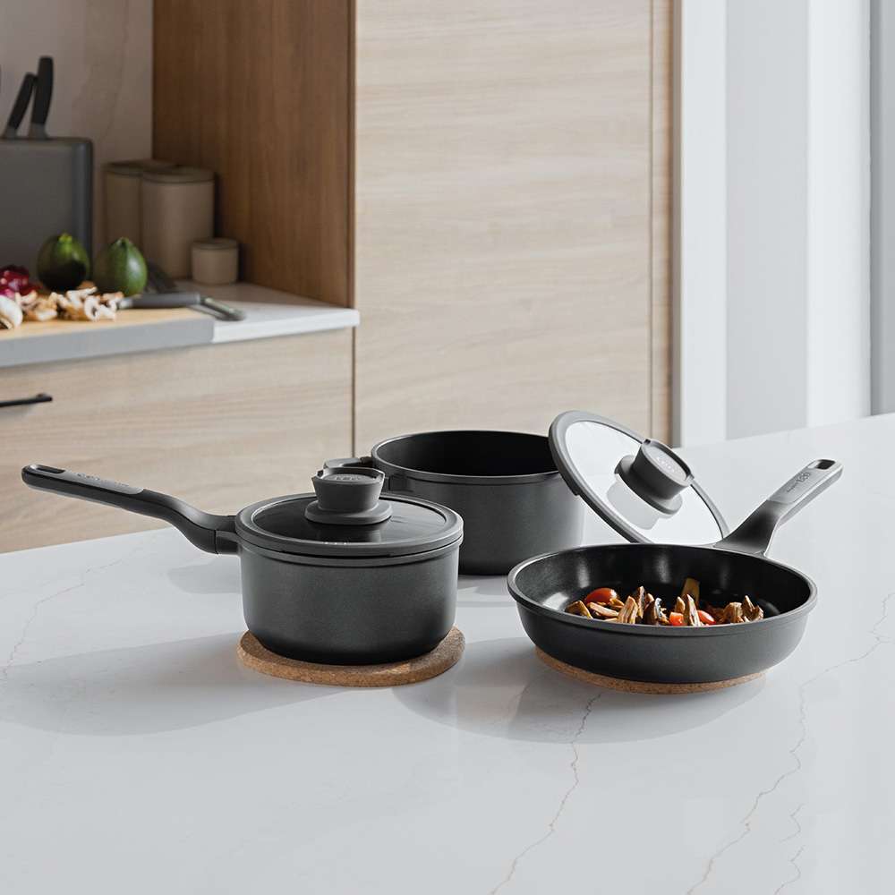 Набор посуды с антипригарным покрытием BergHOFF LEO STONE+, 5 пр.