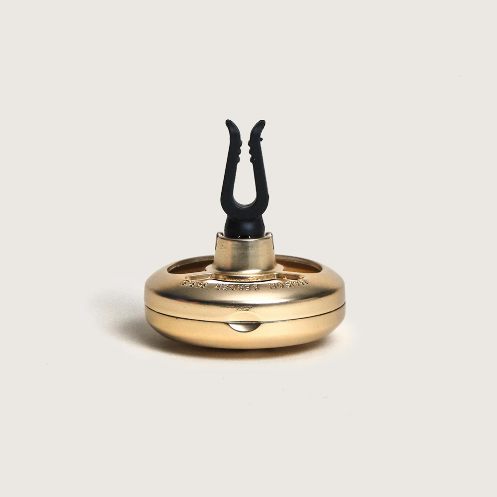 Диффузор для автомобиля Maison Berger Paris LOLITA LEMPICKA SWEET с ароматом LOLITA LEMPICKA SWEET