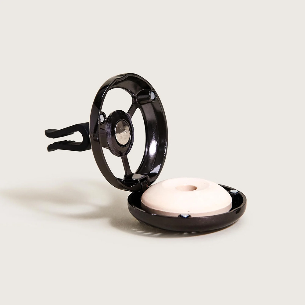 Диффузор для автомобиля Maison Berger Paris CAR WHEEL с ароматом LILIFLORA