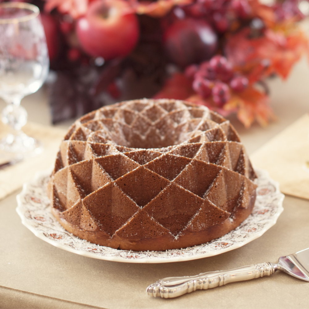 Форма для випічки Nordic Ware Jubilee Bundt, 27,9 x 14,1 x 5,4 см