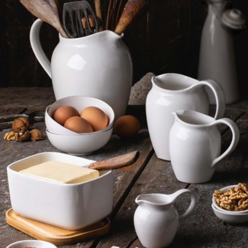 Кувшин Maxwell & Williams WHITE BASICS KITCHEN фарфоровый, 2020 мл