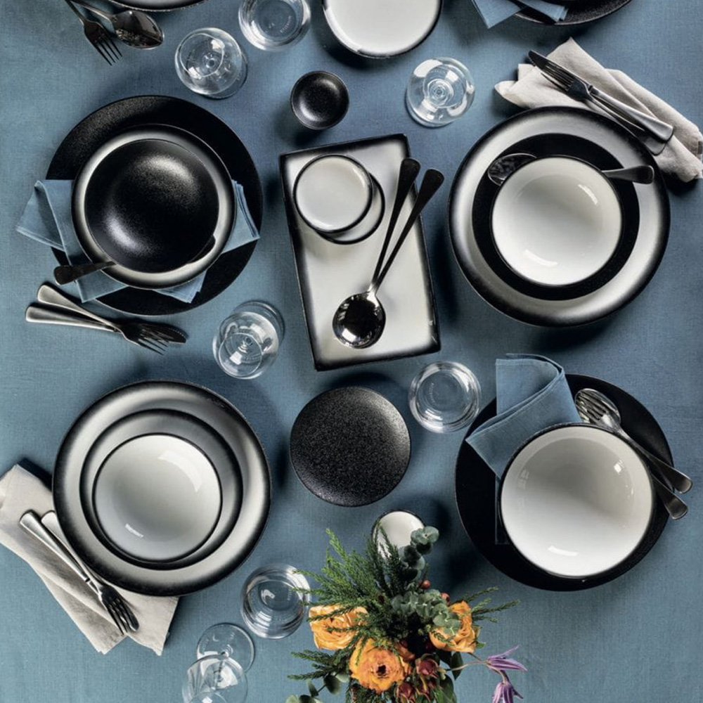 Мисочка для снеков Maxwell & Williams CAVIAR BLACK, фарфор, диам. 11 см, 220 мл