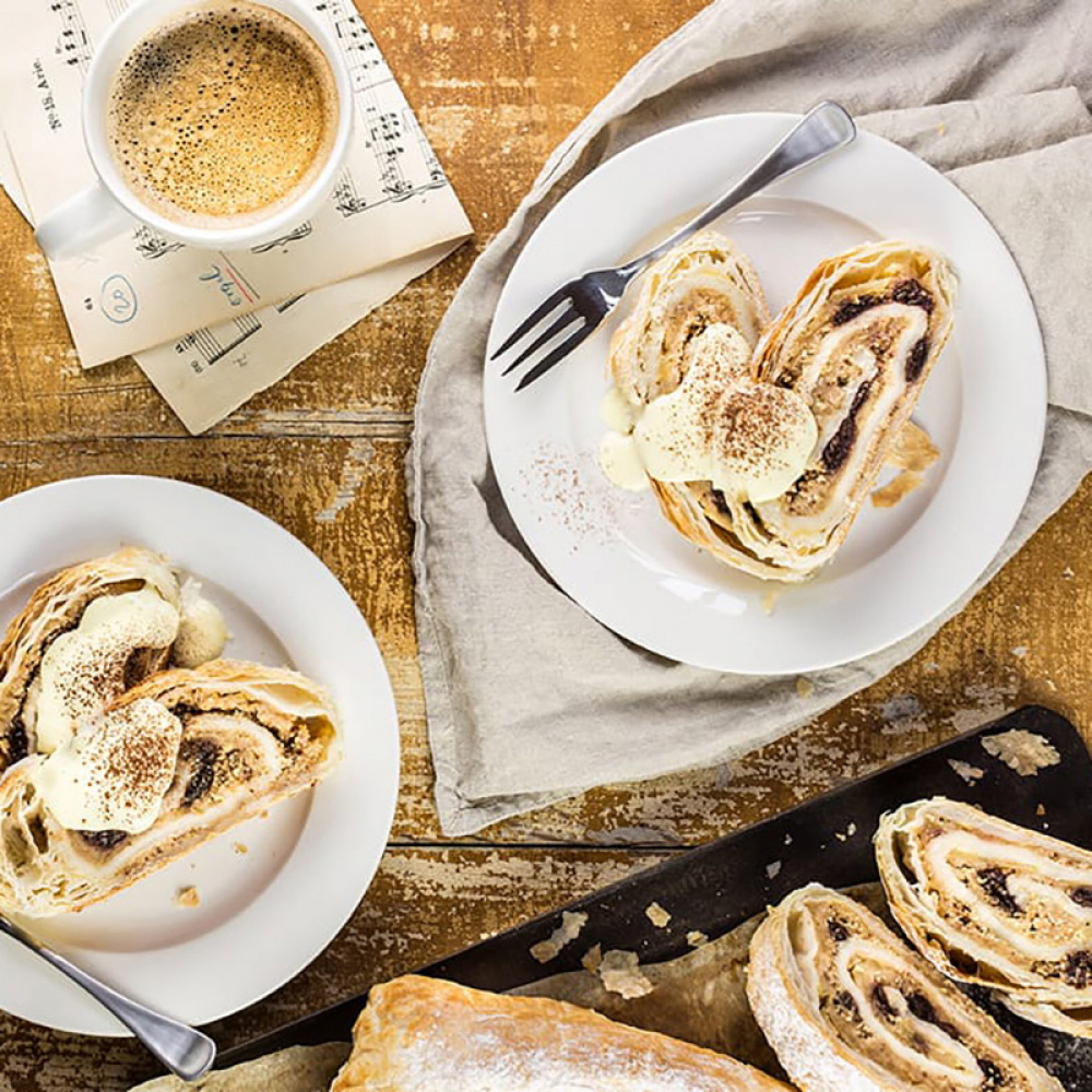 Блюдо сервировочное овальное Maxwell & Williams WHITE BASICS ROUND, фарфор, 25 х 17 см