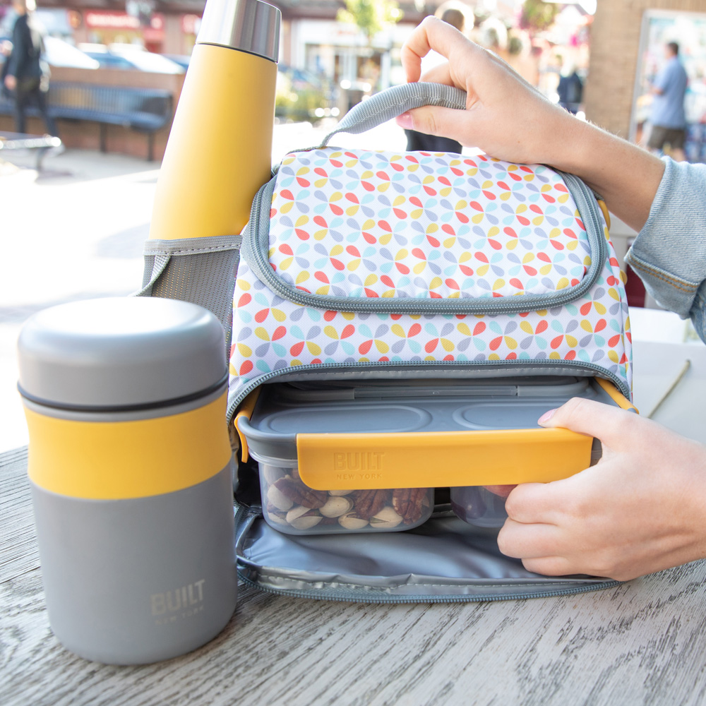 Ланч-бокс Built Stylist со столовыми приборами, трехзонный, 23,5 х 17 см, 1050 мл