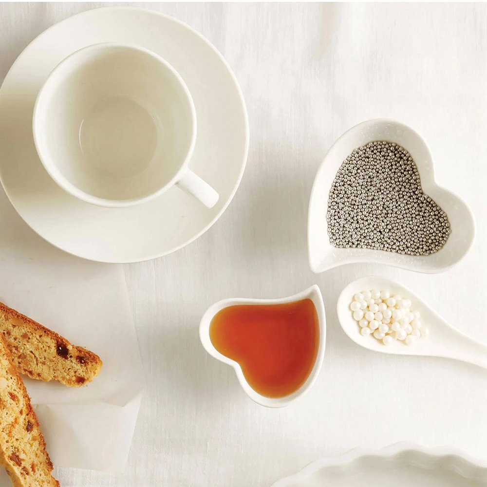 Набір мисок Maxwell & Williams WHITE BASICS HEART, пр. 3