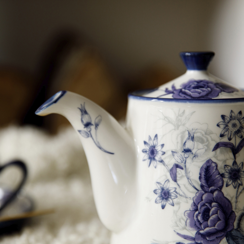 Чайник заварочный London Pottery BLUE ROSE, керамика, миндальная слоновая кость/синий, 900 мл