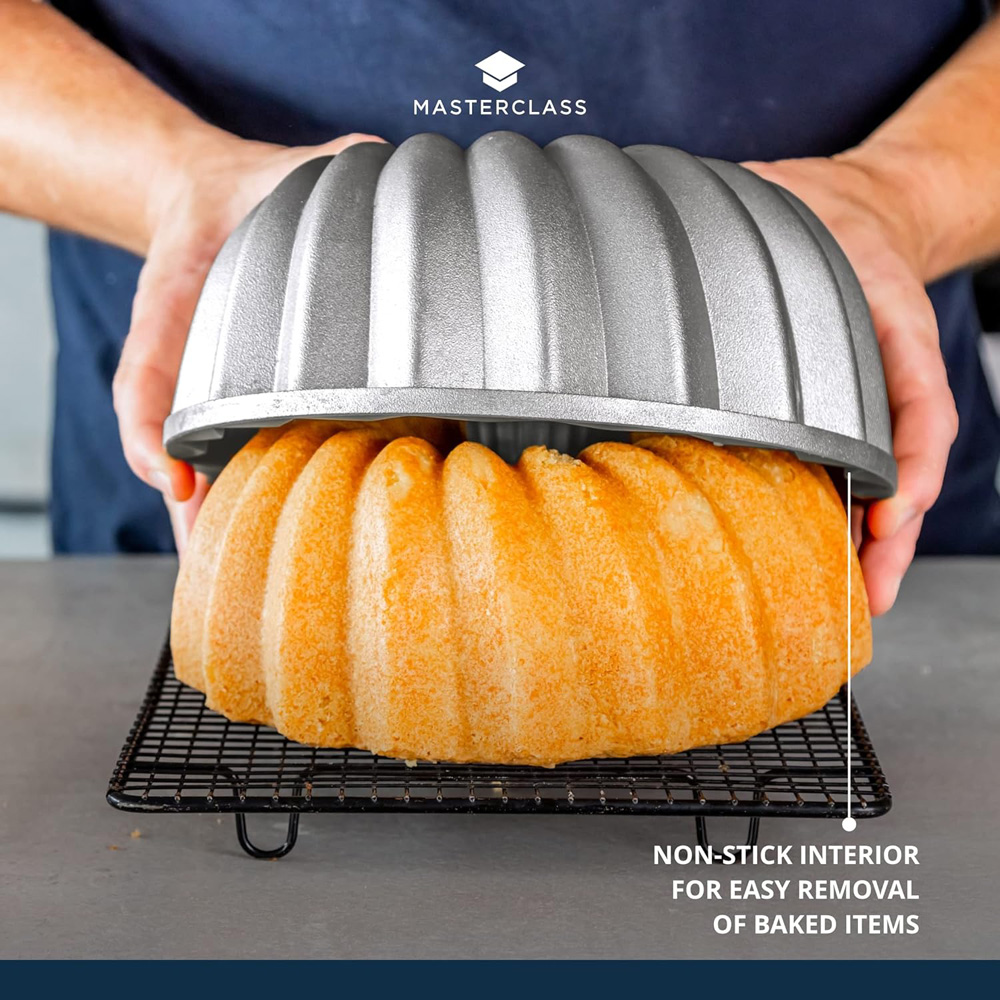 Декоративная форма для выпечки Kitchen Craft MASTERCLASS SWIRL, алюминий, 23,6 х 23,6 х 10 см