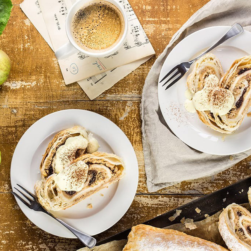 Чашка з блюдцем Maxwell & Williams WHITE BASICS ROUND, порцеляна, 230 мл